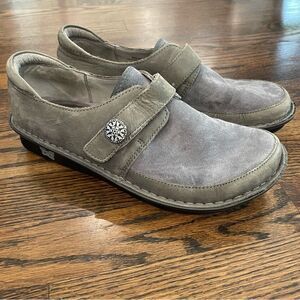 ALEGRIA Brenna Oiled Gray Comfort Shoe Neoprene Leather Upper